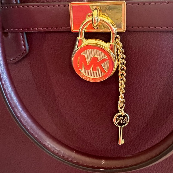 Michael Kors Hamilton Satchel - Picture 4 of 10